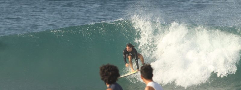 surf-intermediate intermediate wave surfing